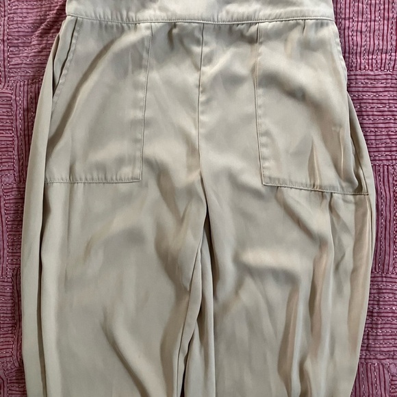 Vero Moda Aware Tan Trousers lightweight summer fabric - Picture 7 of 16